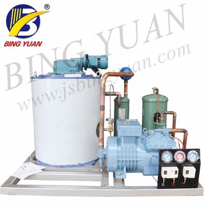 Evaporatif Soğutma 10KW R404A Kar Tanesi Buz Yapıcı, 3 Ton Buz Makinesi