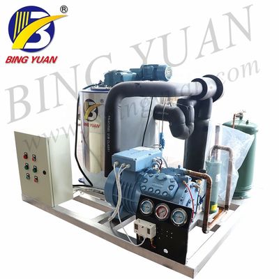 Balıkçı Teknesinde Yüksek Performanslı Yixing ICS Kar Tanesi Buz Makinesi